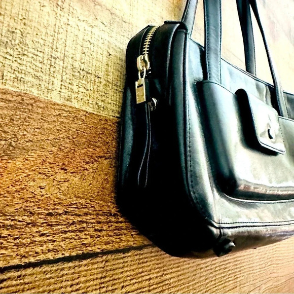 Vintage Monsac Original Leather Shoulder Bag - Picture 4 of 10